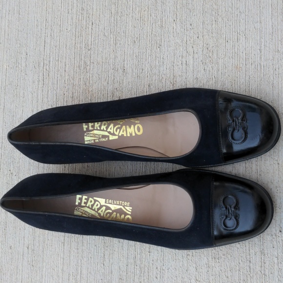 Salvatore Ferragamo Shoes - Ferragamo women's loafer navy suede & black 2 tone signature Sz 6 1/2 narrow